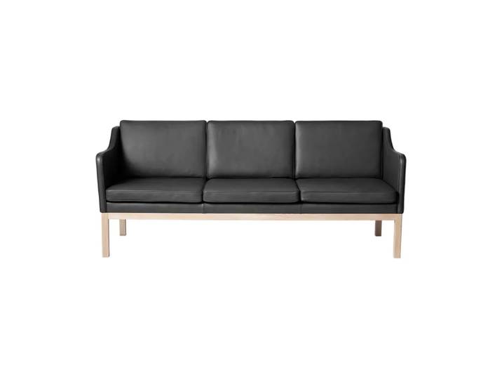 FDB Møbler MK46 Mogens Koch 3-sitziges Sofa Lacquered oak-black leather