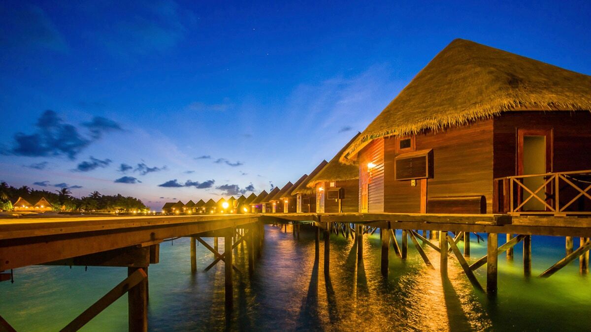 Fototapete PAPERMOON "Maledive Bungalows", bunt, B:2,5m L:1,86m, Vlies, Tapeten, Fototapete
