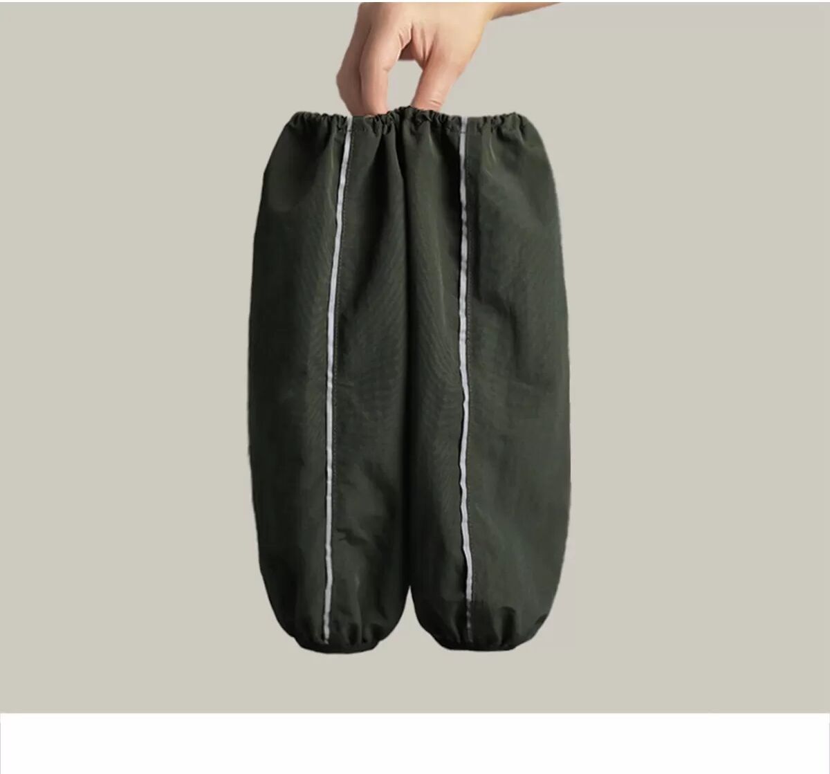 INF Manchons réfléchissants étanches pour adultes - Ensemble de 2 manchons de protection Le noir