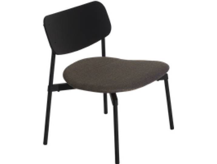 Petite Friture - Fromme Wood Lounge Stuhl Gepolstert
