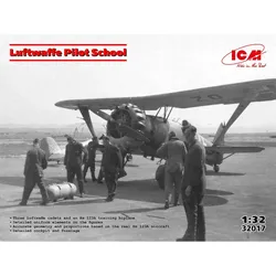 ICM Luftwaffe Pilot School (Hs 123A (late) with crew)