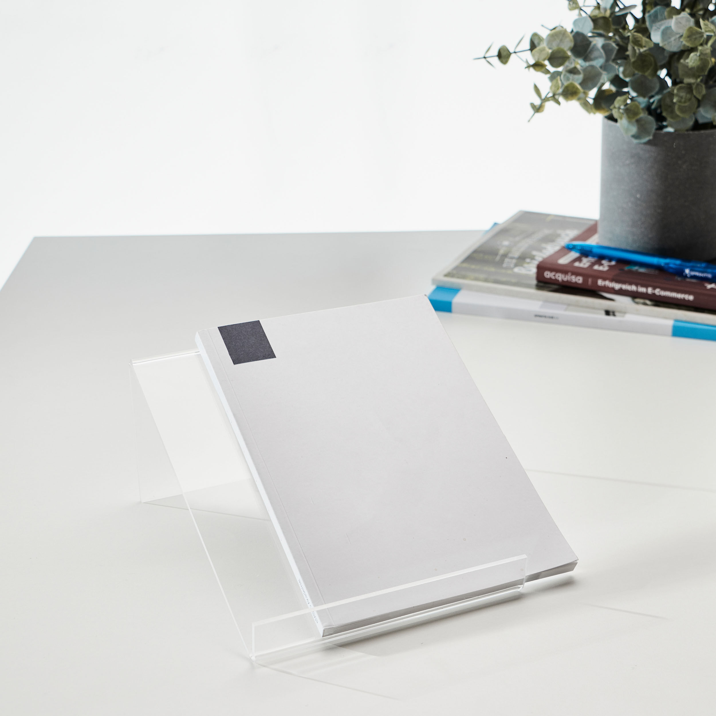 SPRINTIS Support incliné, acrylique 150 x 205 mm, acrylique (PMMA), transparent