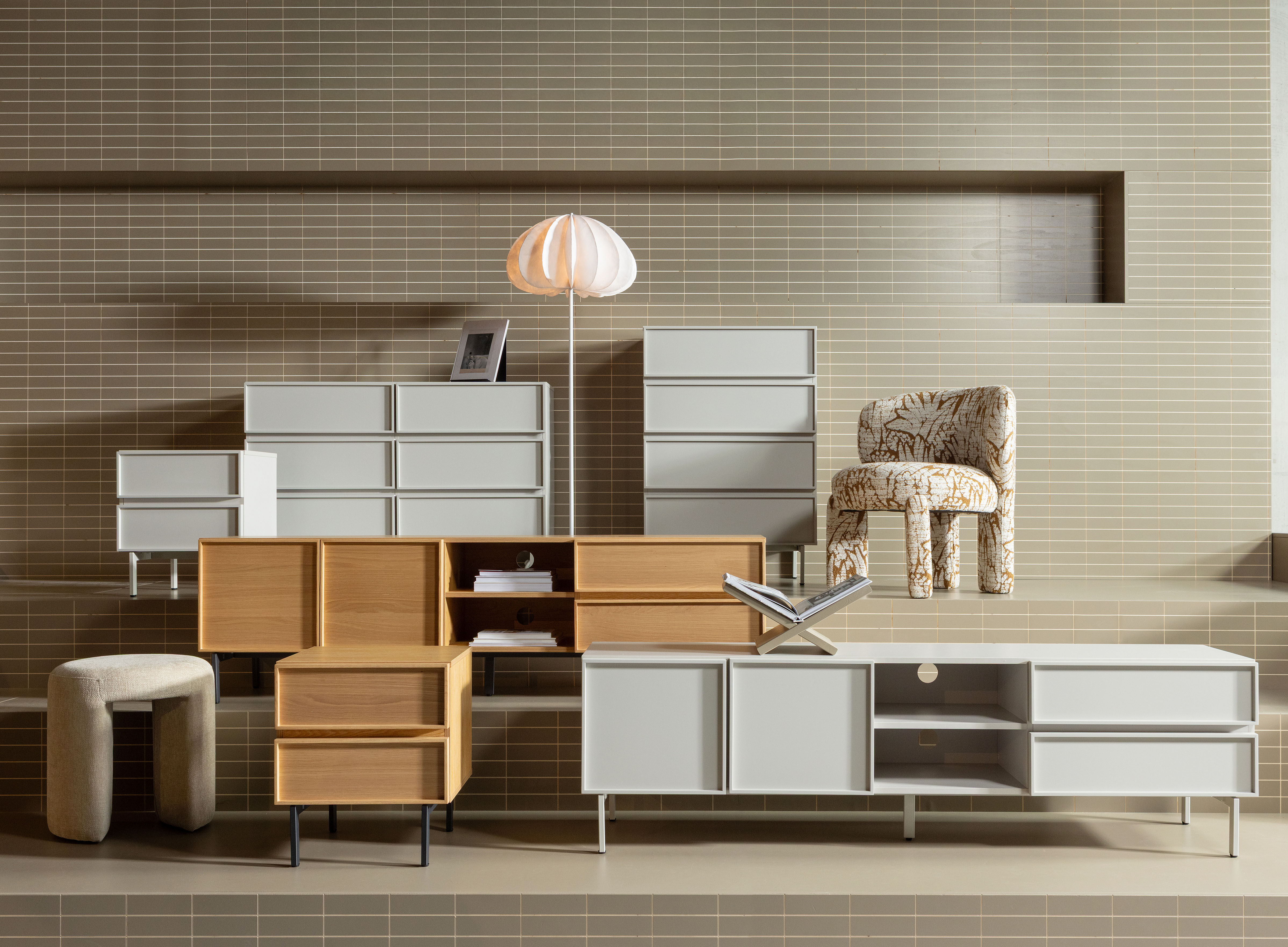 Nachtkommode WOOOD "Tours mit kompakter Ausführung und Melamin-MDF B 45 x T 42 x H 51 cm", weiss (sand), B:45cm H:51cm T:42cm, Melamin, Sideboards, Nachtkommode, Schmutzabweisende Oberfläche, Tragkraft Deckplatte 50 kg sand B/H/T: 45cm x 51cm x 42cm