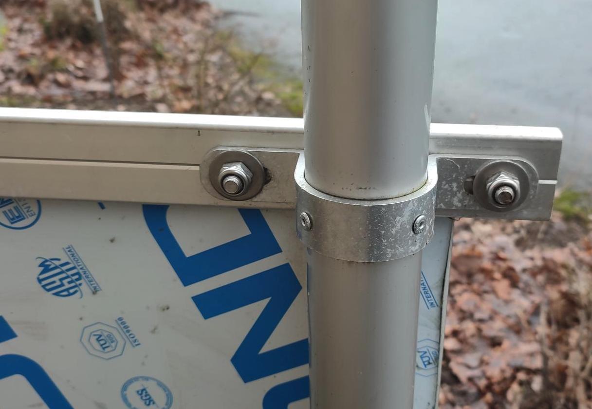 Halterung für Bandenwerbung 160 m