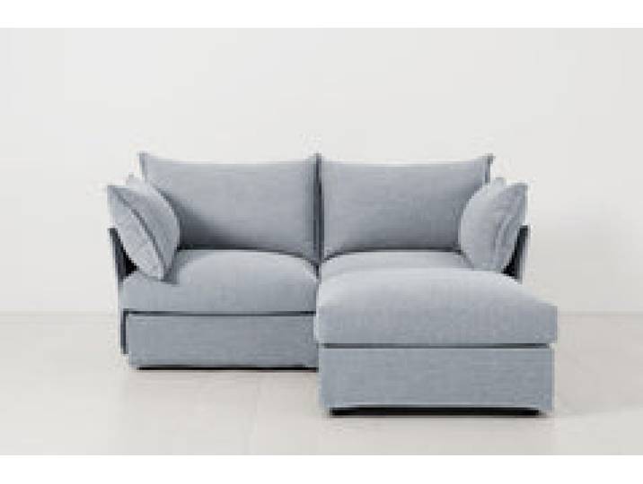 Zweisitzer-Sofa Model 06 mit Chaiselongue rechts, Meerglasblau