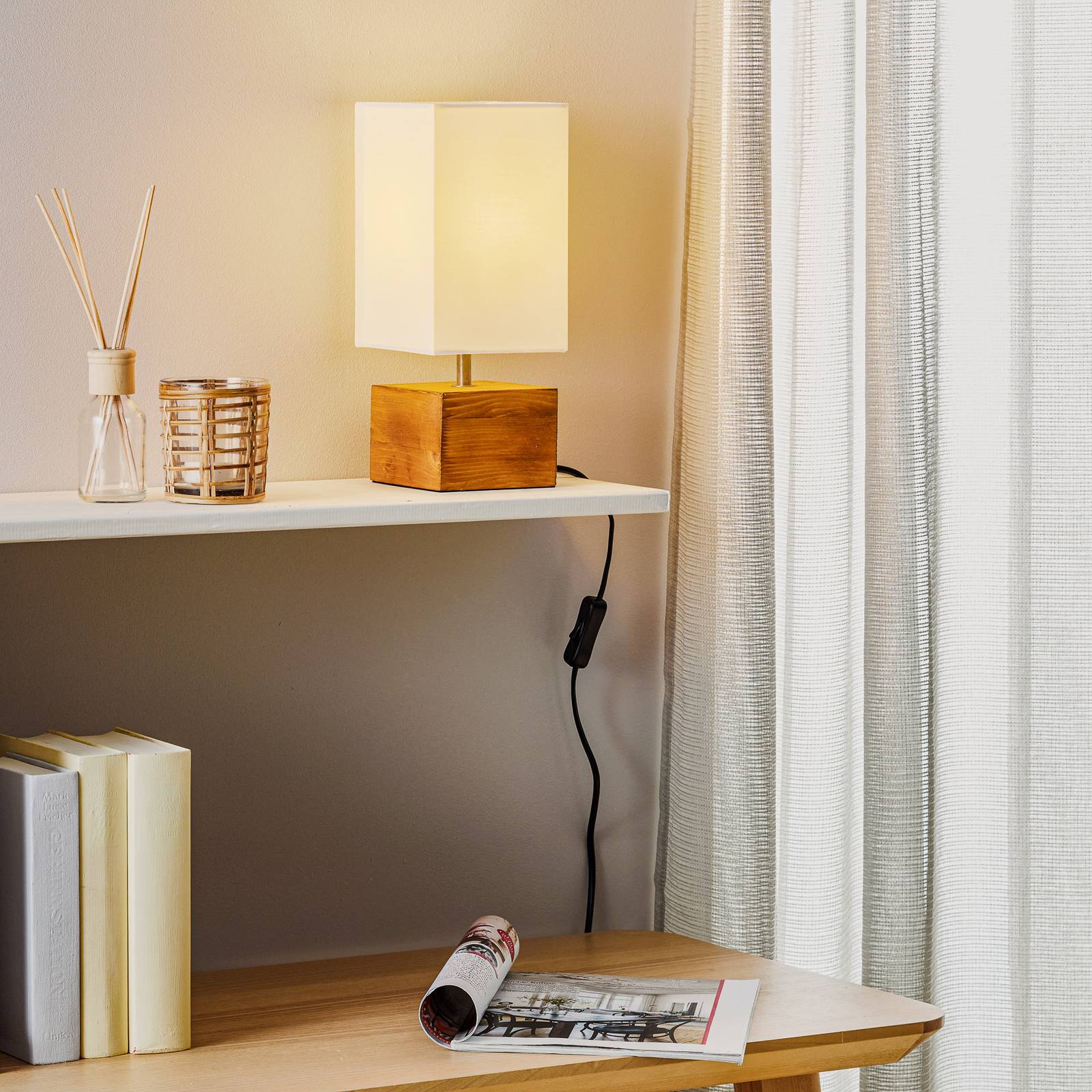 Reality Leuchten Bordlampe Woody, Lyst træ, Stue/spisestue, Træ