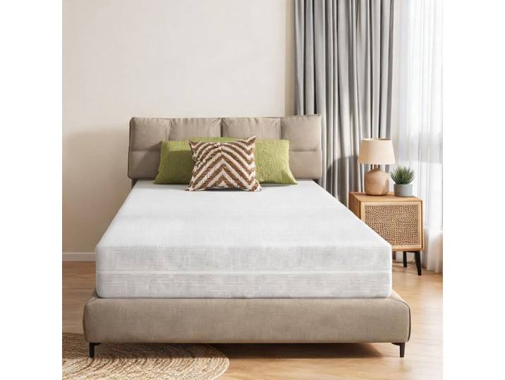 Matelas en mousse blanche 140x200 cm hauteur 20 cm fermeté équilibrée noyau D25 respirant pour chambre d'adulte