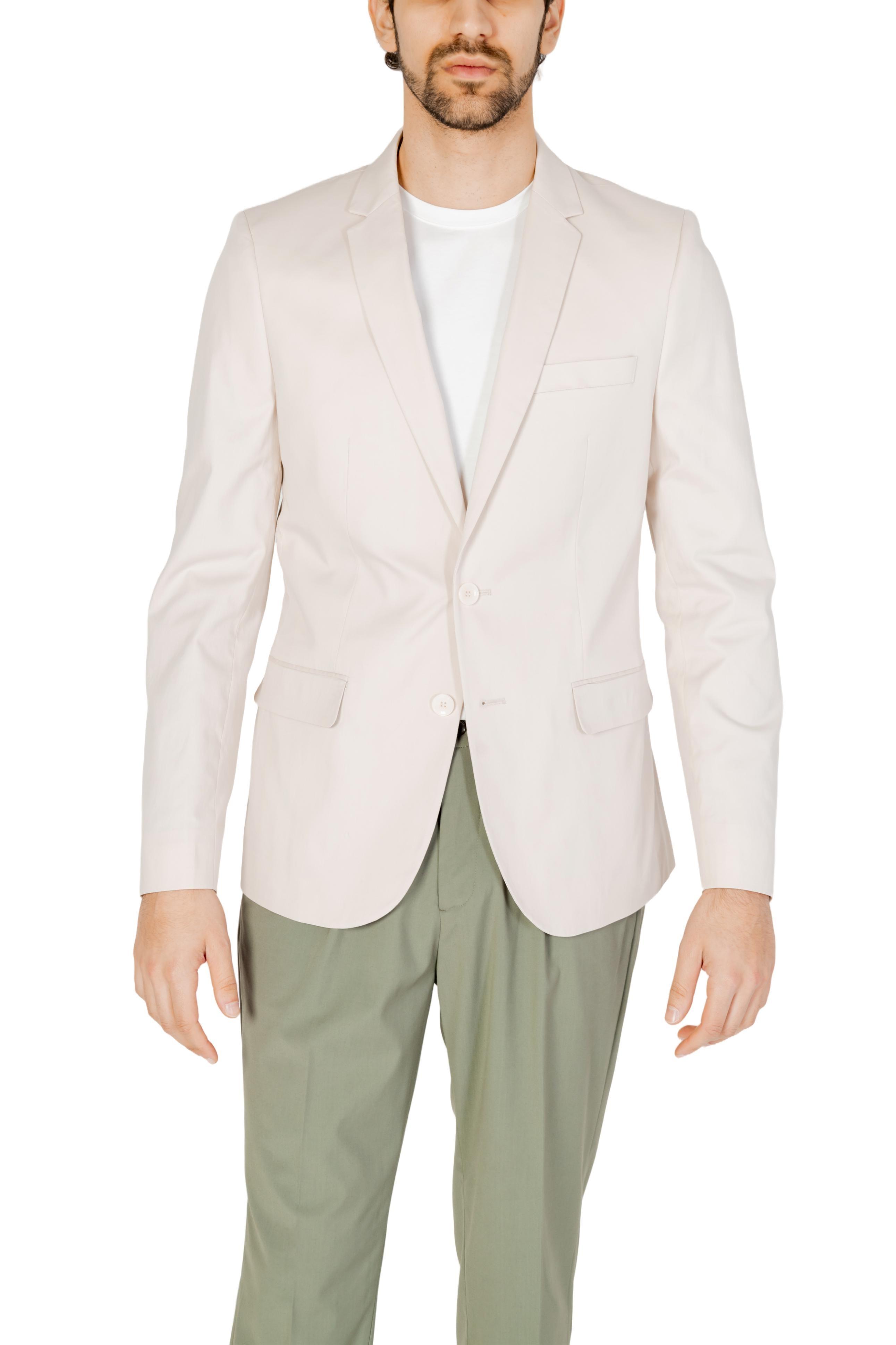 Beiger Blazer im lässigen Stil