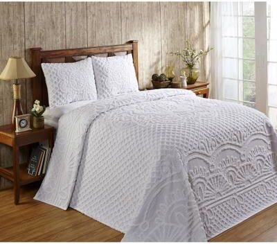 Trevor Collection Tufted Chenille Bedspread Set by Better Trends in White (Size TWIN)