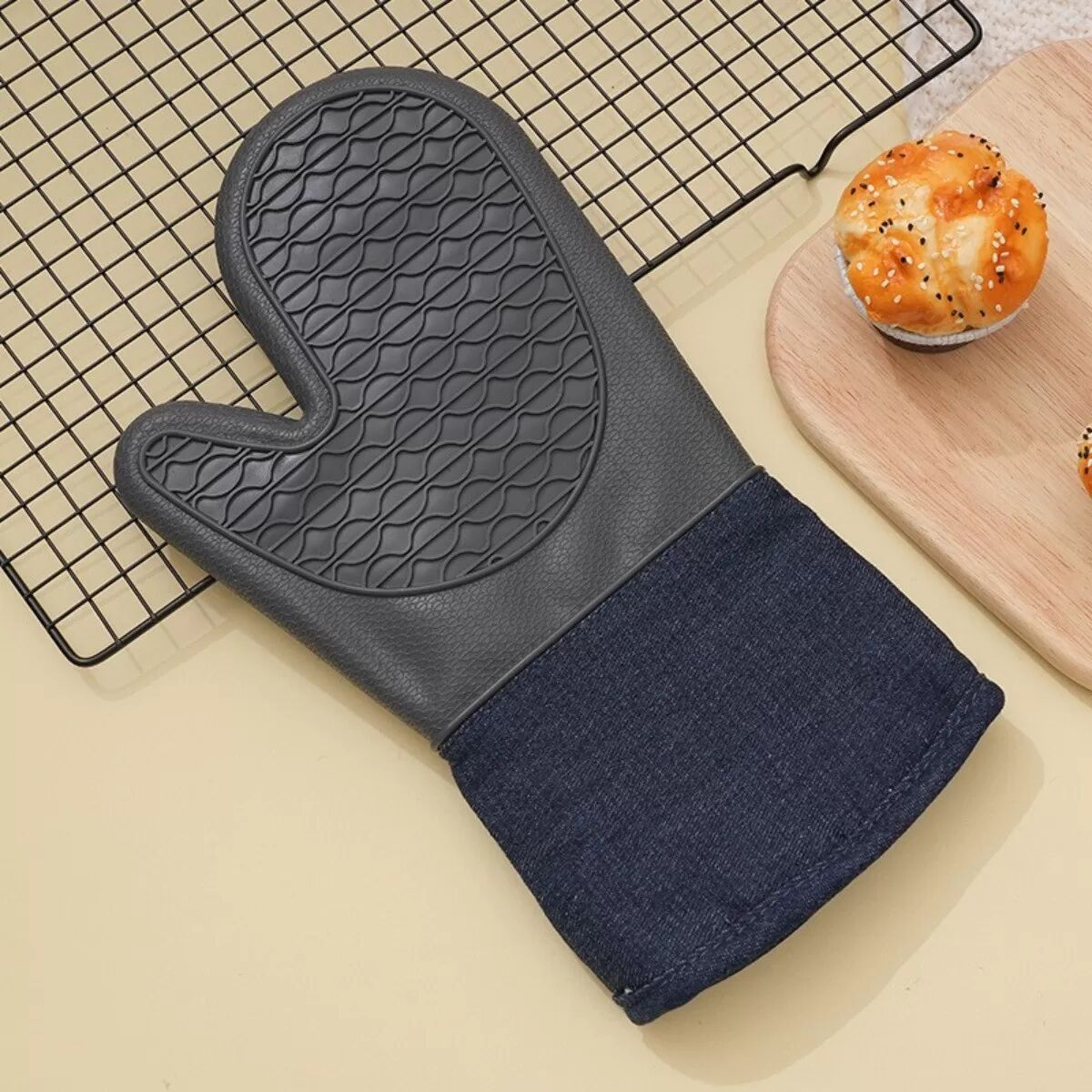 INF Silikon Hitzebeständige Ofenhandschuhe - Isolierte Ofenhandschuhe zum Backen, Mikrowelle und Grill (Paar) Grau