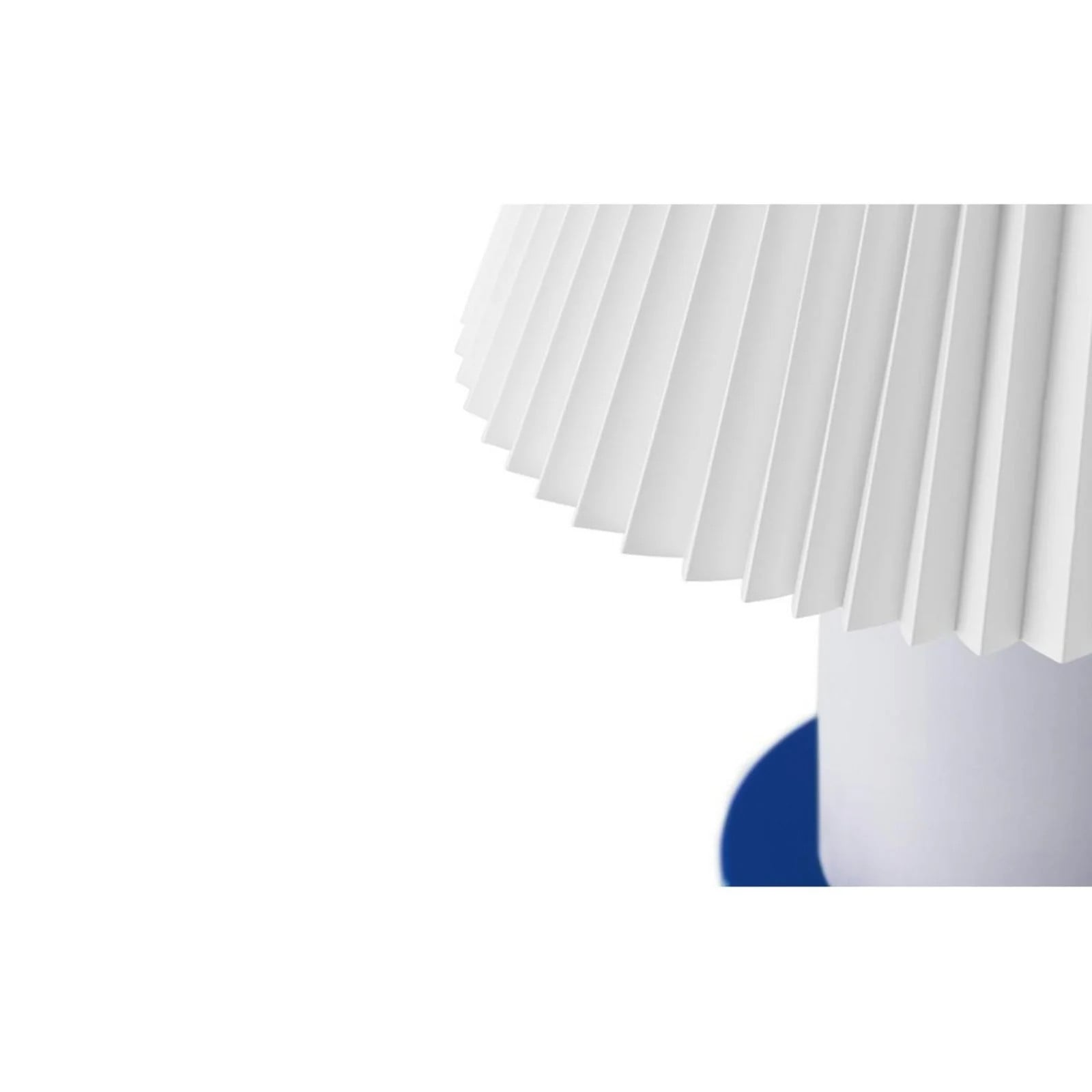 Normann Copenhagen Cellu tafellamp - Lichtblauw - Aluminium