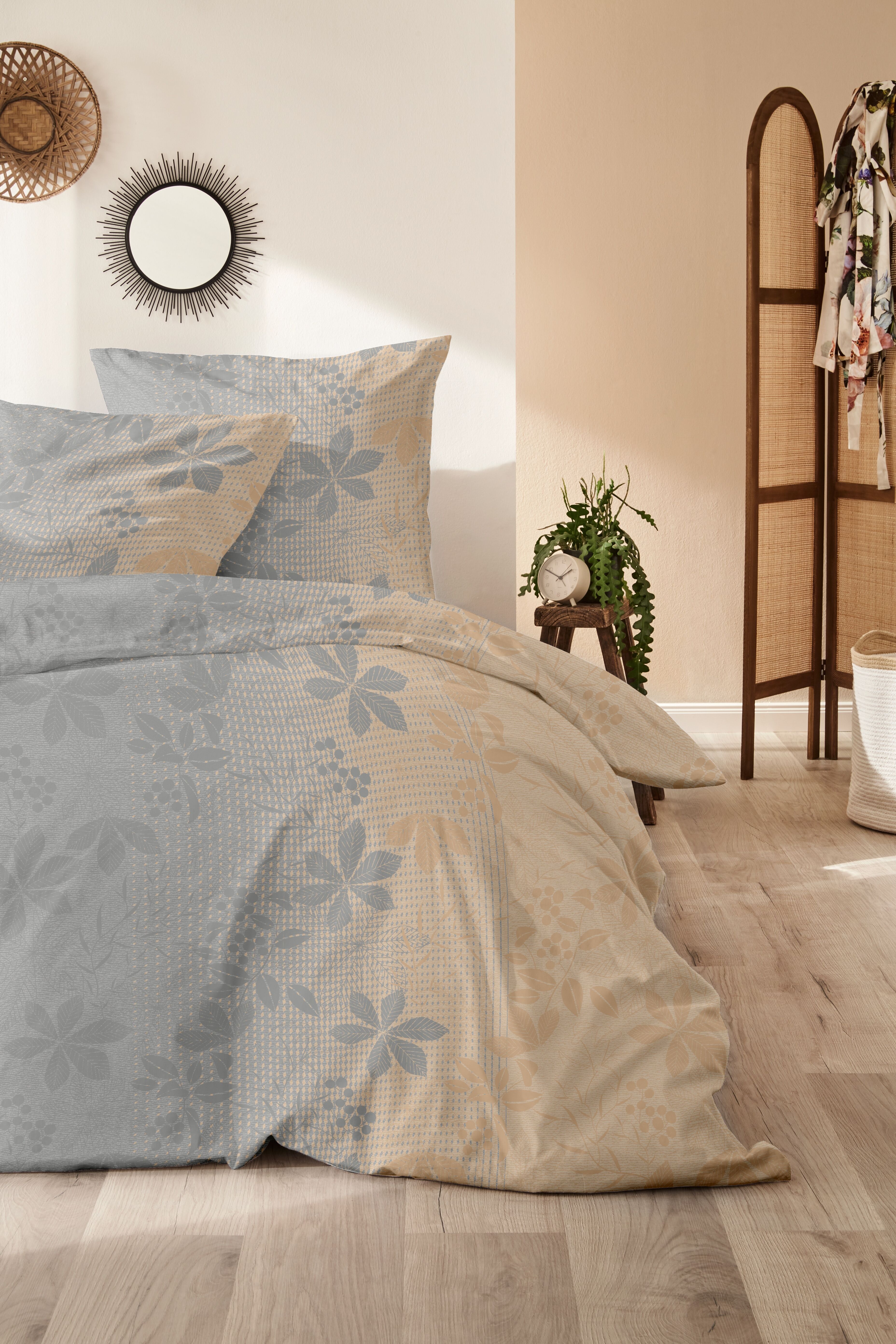 Bettwäsche PRIMERA "Feinbiber-Bettwäsche Maple", beige (grau), B/L: 155cm x 220cm, 1 Stk., 1 Stk., Feinbiber, B/L: 80cm x 80cm, 2 Stk., Feinbiber, Obermaterial: 100% Baumwolle, Bettwäsche, Bettwäsche, mit floralem Muster