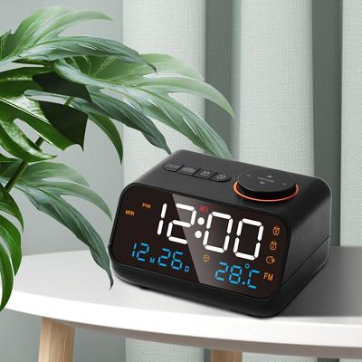 LightInthebox Alarm Clock Radio for Bedrooms Clock Radio with AM/FM Dual Alarm with Voice Control Temperature and Humidity Conversion USB Charger Sleep Timer Digital Clock Radio