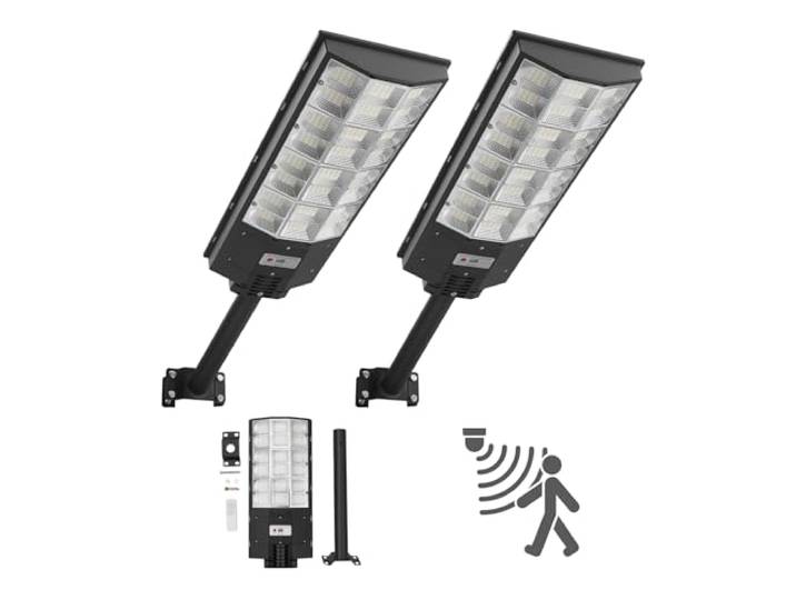 VEVOR Lampadaire Solaire Extérieur 8000 W Projecteur LED Solaire 450000 lm pour Parking Cour Jardin\, avec Détecteur de Mouvement\, Télécommande\, Éclairage du Crépuscule à l'Aube\, Étanche IP67\, Lot de 2