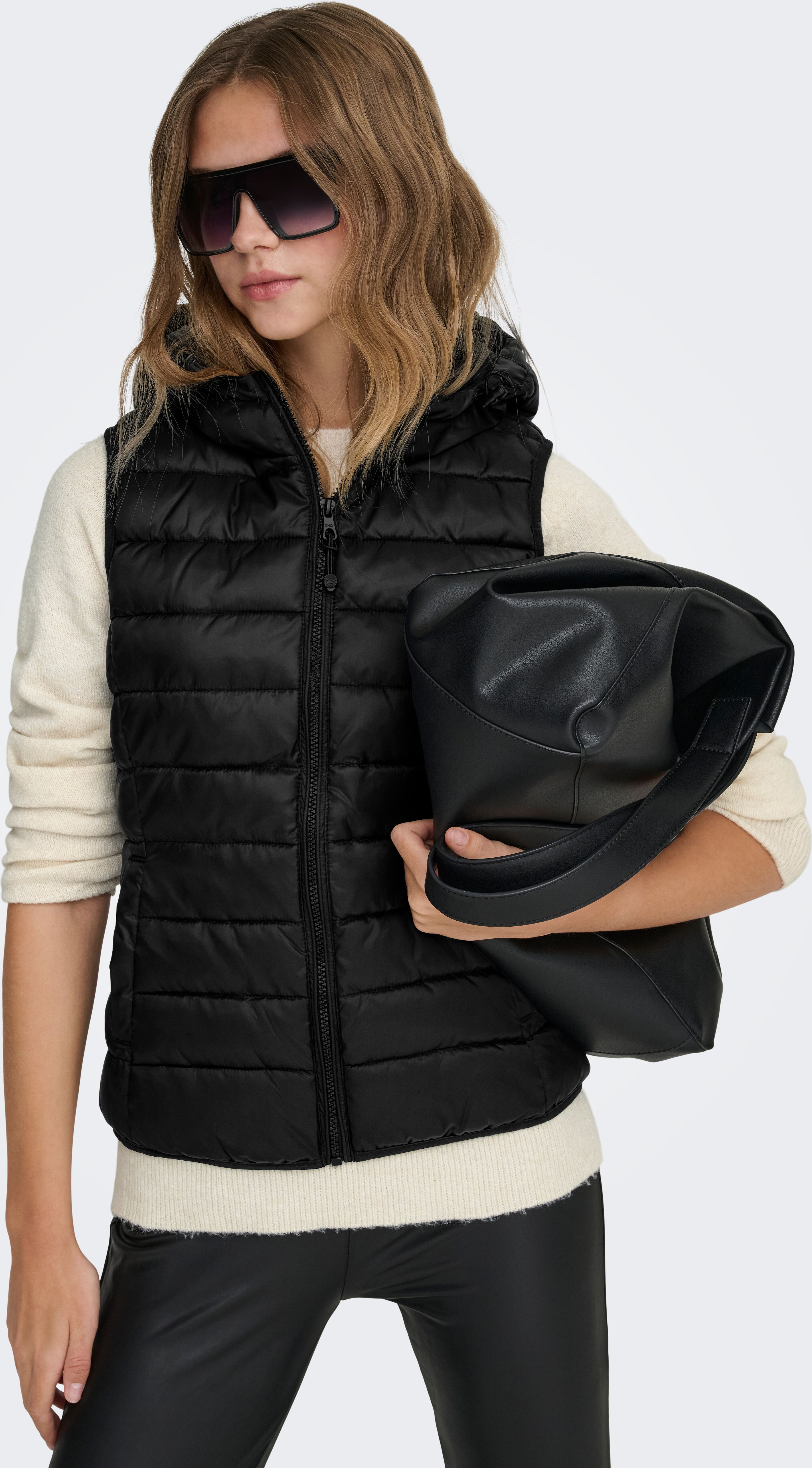 ONLY "ONLNEWTAHOE HOOD WAISTCOAT OTW NOOS" Kunstfaser schwarz S