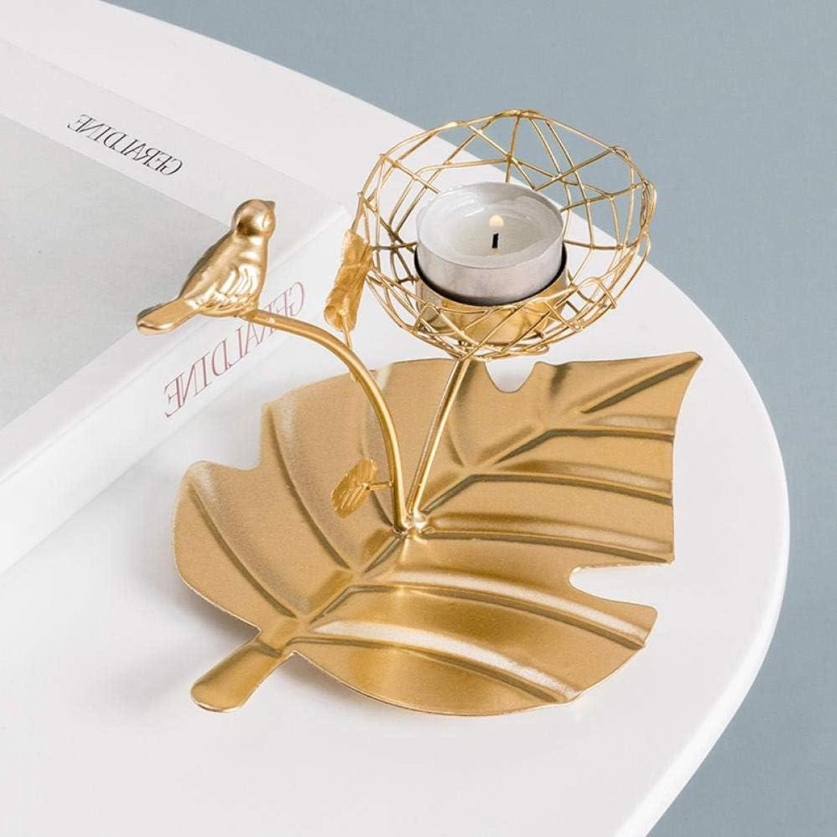 Decoratieve Vintage Kaarhouder met Vogel en Bladeren in Goud - Nordic Smeedijzeren Kandelaar voor Romantisch Diner en Bruiloft