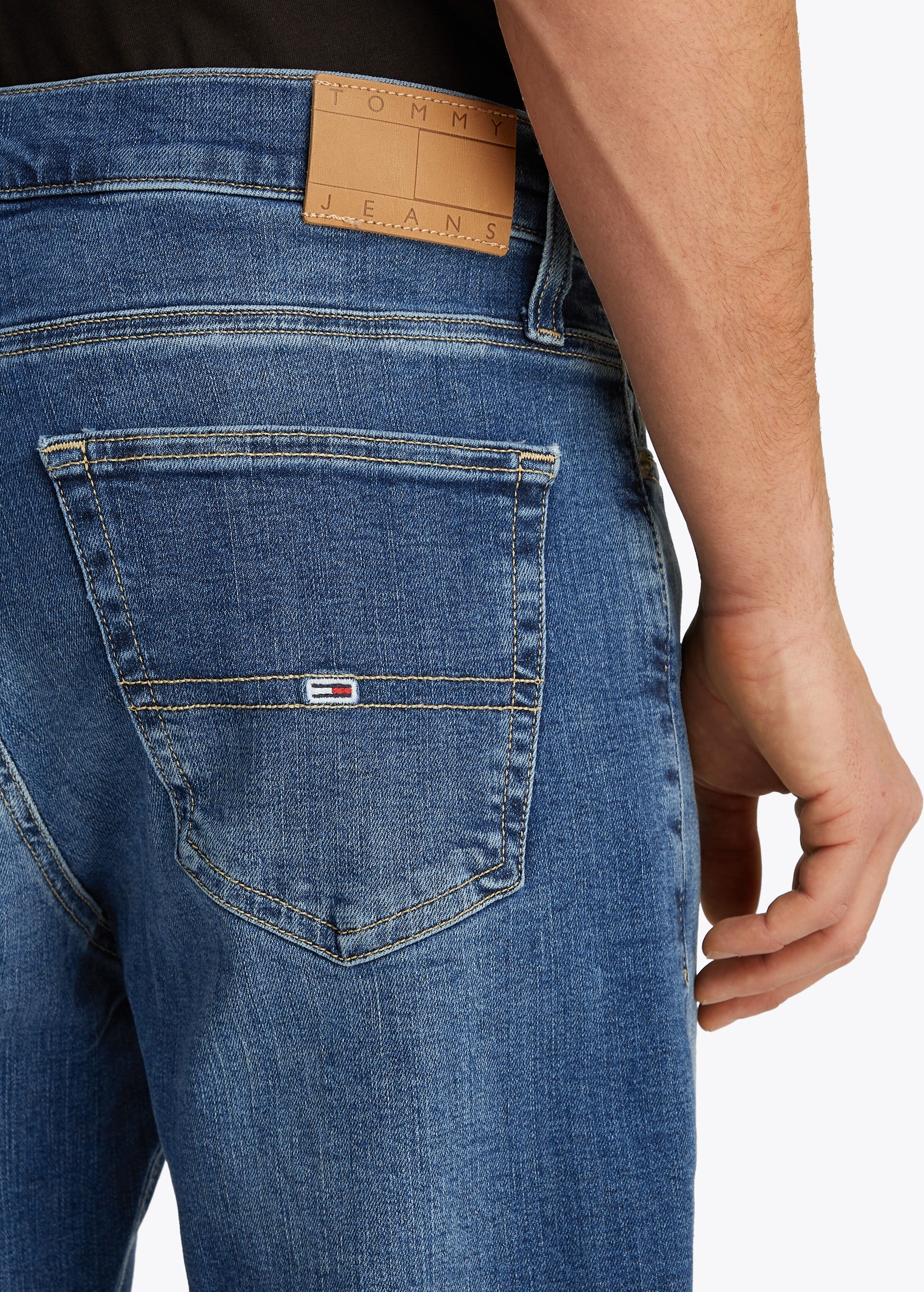 Straight-Jeans TOMMY JEANS "Ryan Regular Slim Straight", Herren, Gr. 32, Länge 30, blau (medium denim), Denim/Jeans, Obermaterial: 99% Baumwolle, 1% Elasthan, straight fit lang, Jeans Straight-Jeans