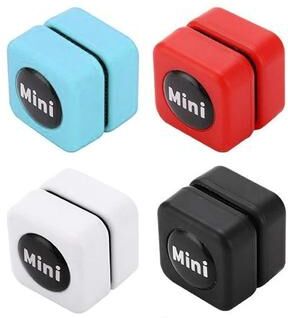 Uplifted Finds Mini Magnetic Aquarium Glass Cleaner For Scratch Resistant Cleaning On Small Tanks Mini Magnetic Aquarium Glass Cleaner For Scratch Resistant Cleaning On Small Tanks