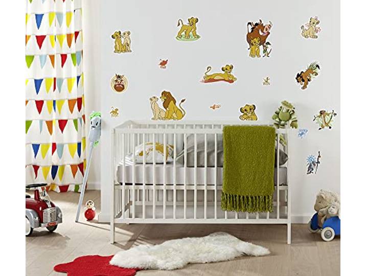 Disney Wandtattoo von Komar - Lion King Circle of Life - 50 x 70 cm (Breite x Höhe) - 16 Teile - Pumbaa, Timon, Simba, Tiere, Deco-Sticker, Wandaufkleber, Wandsticker, Wanddeko, Kinderzimmer - 14098h