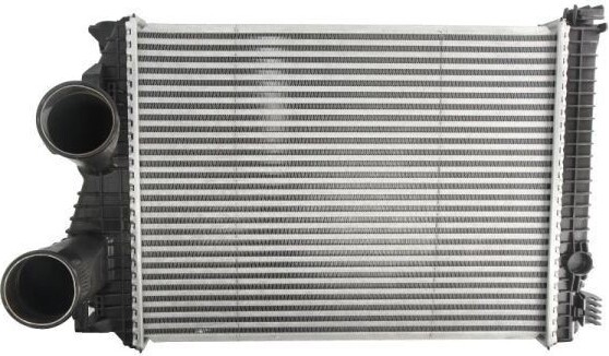 THERMOTEC DAME004TT Ladeluftkühler LLK passend für MERCEDES-BENZ ATEGO 2 Turbo Intercooler