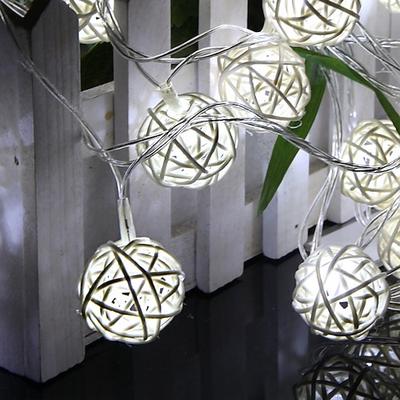 Elegante Hochzeitsempfangs Feier 2M Rattanball Lichterkette 20 LEDs Lichterkette batteriebetrieben warmes Weiß RGB weiß blau dekorative Lichter für Hochzeit und Feier
