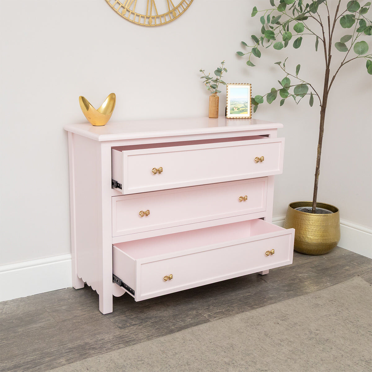 Large Scalloped 3 Drawer Chest of Drawers - Staunton Pink Range Wood, Metal