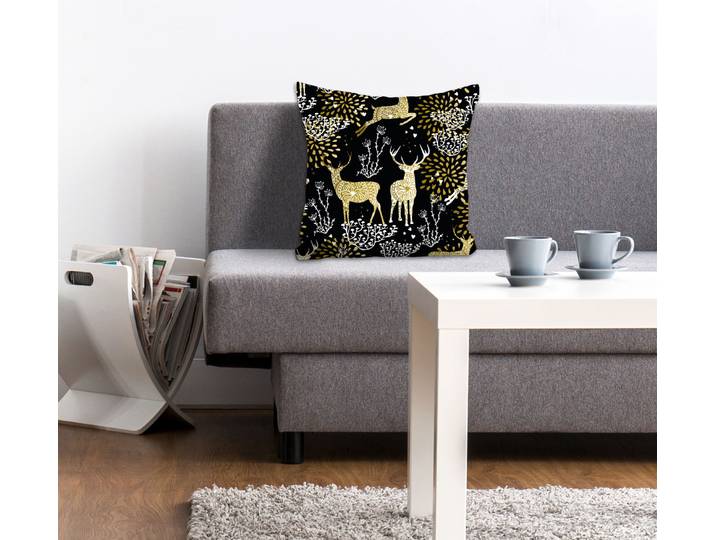 Dekokissen QUEENCE Rudolph , gold (goldfarben, bedruckt), B:40cm L:40cm, Polyester, Dekokissen_Sitzkissen_Kissenhüllen, Dekokissen, Kissenhülle,Weihnachten,Rentiere,Festlich,Winterlich,Weihnachtsmotiv