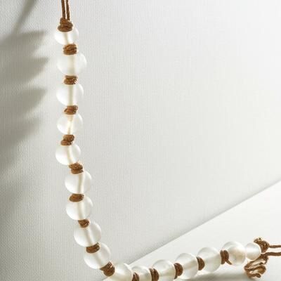 Value Selection Clear Glass Bead Garland With Jute Tassels For Modern Tabletop Decor Clear Glass Bead Garland With Jute Tassels For Modern Tabletop Decor