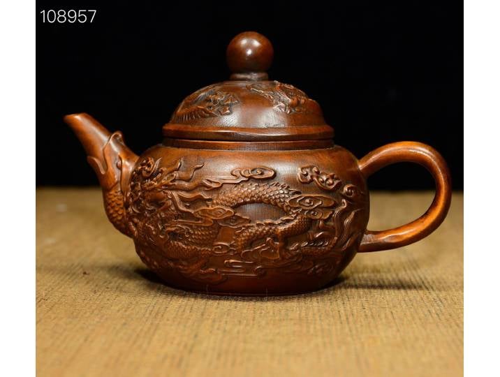 Collection de temple tibétain : Théière en bois de buis ancien, motifs dragon et phénix, pot à main, ornements pour l'accumulation de richesse