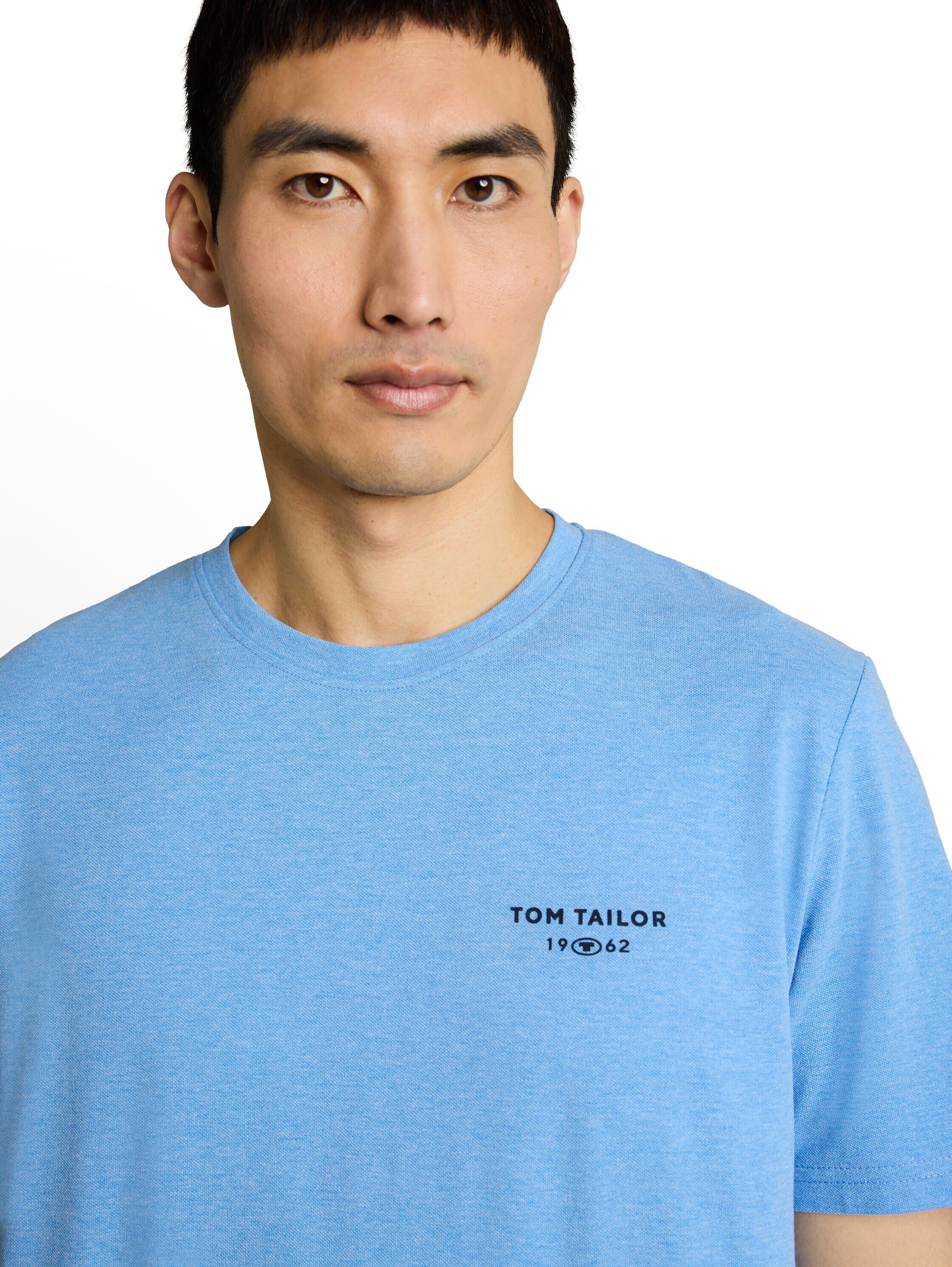 Kurzarmshirt TOM TAILOR, Herren, Gr. L, surf blau, Single Jersey, Obermaterial: 60% Baumwolle, 40% Polyester, meliert, regular fit hüftbedeckend, Rundhals, abgesteppte Kante, Shirts Kurzarmshirt, Sommershirt mit kleinem Logo-Print surf blau L