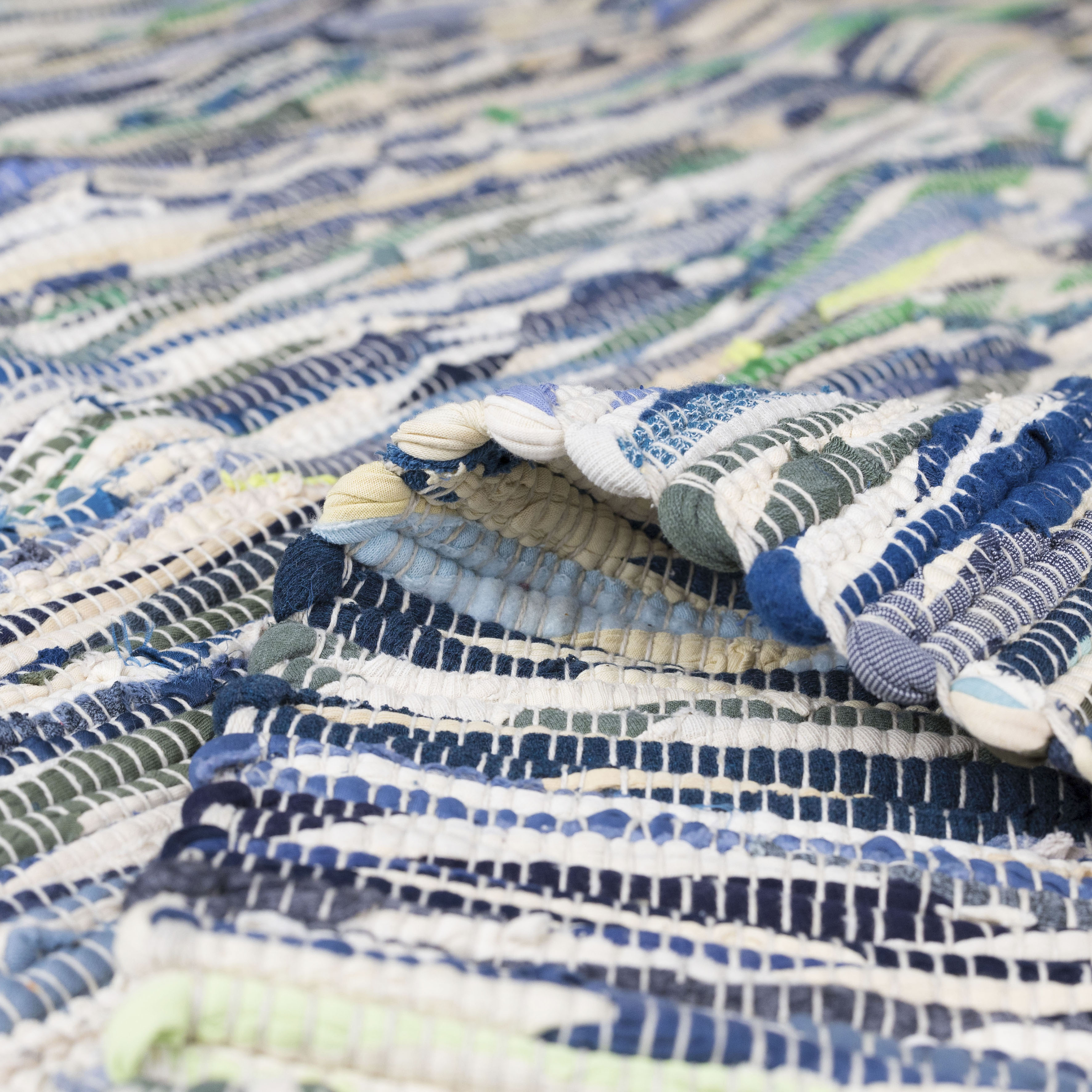 Teppich "Ameer", blau (grau, blau mix), B:140cm H:10mm L:200cm, Baumwolle, Polyester, MYFLAIR MÖBEL & ACCESSOIRES, Teppiche, Teppich, Handweb Teppich, 90% Baumwolle, handgewebt, Scandi grau, blau mix B : 140cm 1 Stk., 10mm, L: 200cm