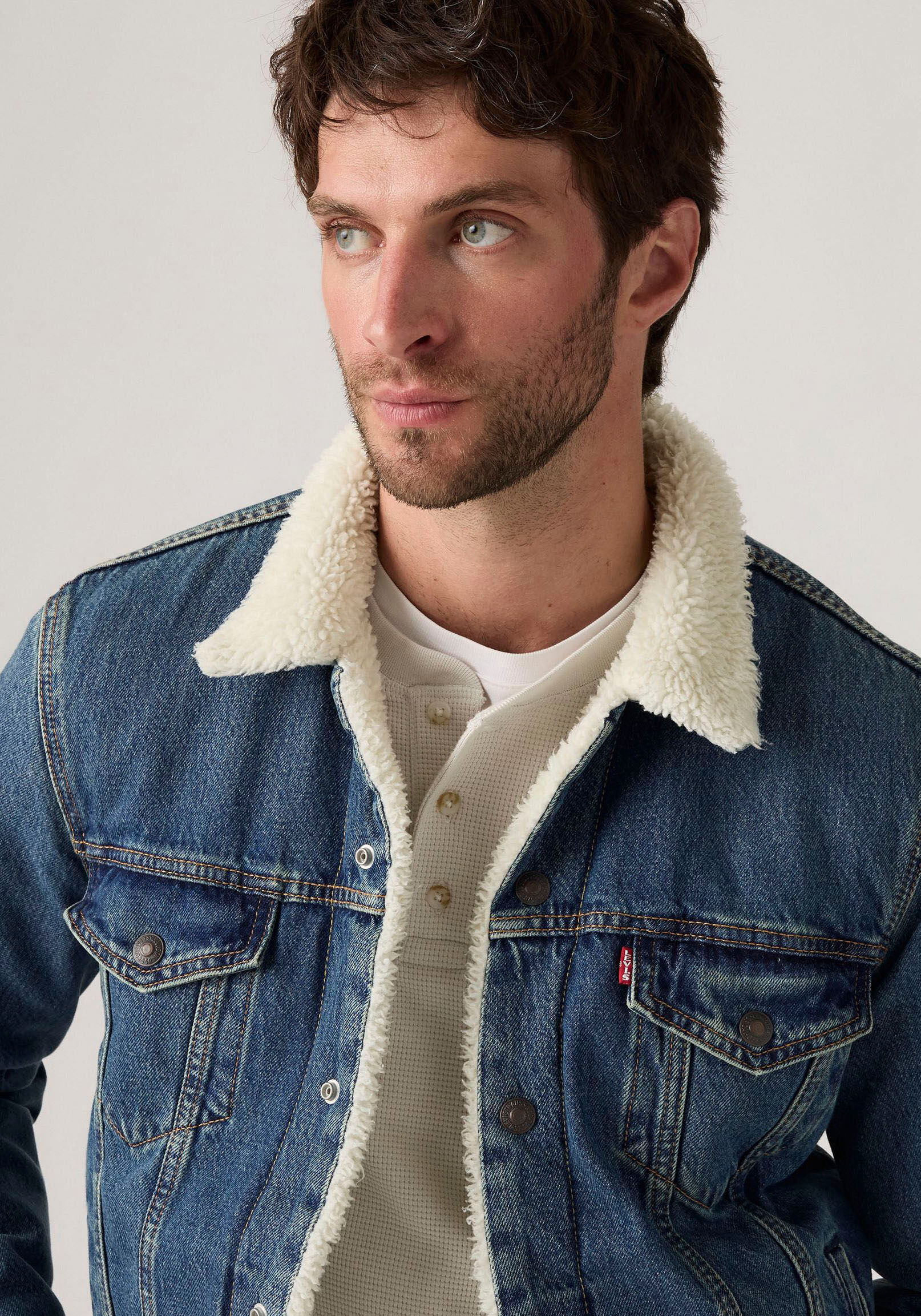 Kurzjacke LEVI'S "SHERPA", Herren, Gr. XL, in the morning sherp, Denim/Jeans, Obermaterial: 100% Baumwolle, 1-Knopf-Manschette mit Druckknopf, Jacken Kurzjacke, mit Sherpa Fütterung in the morning sherp XL