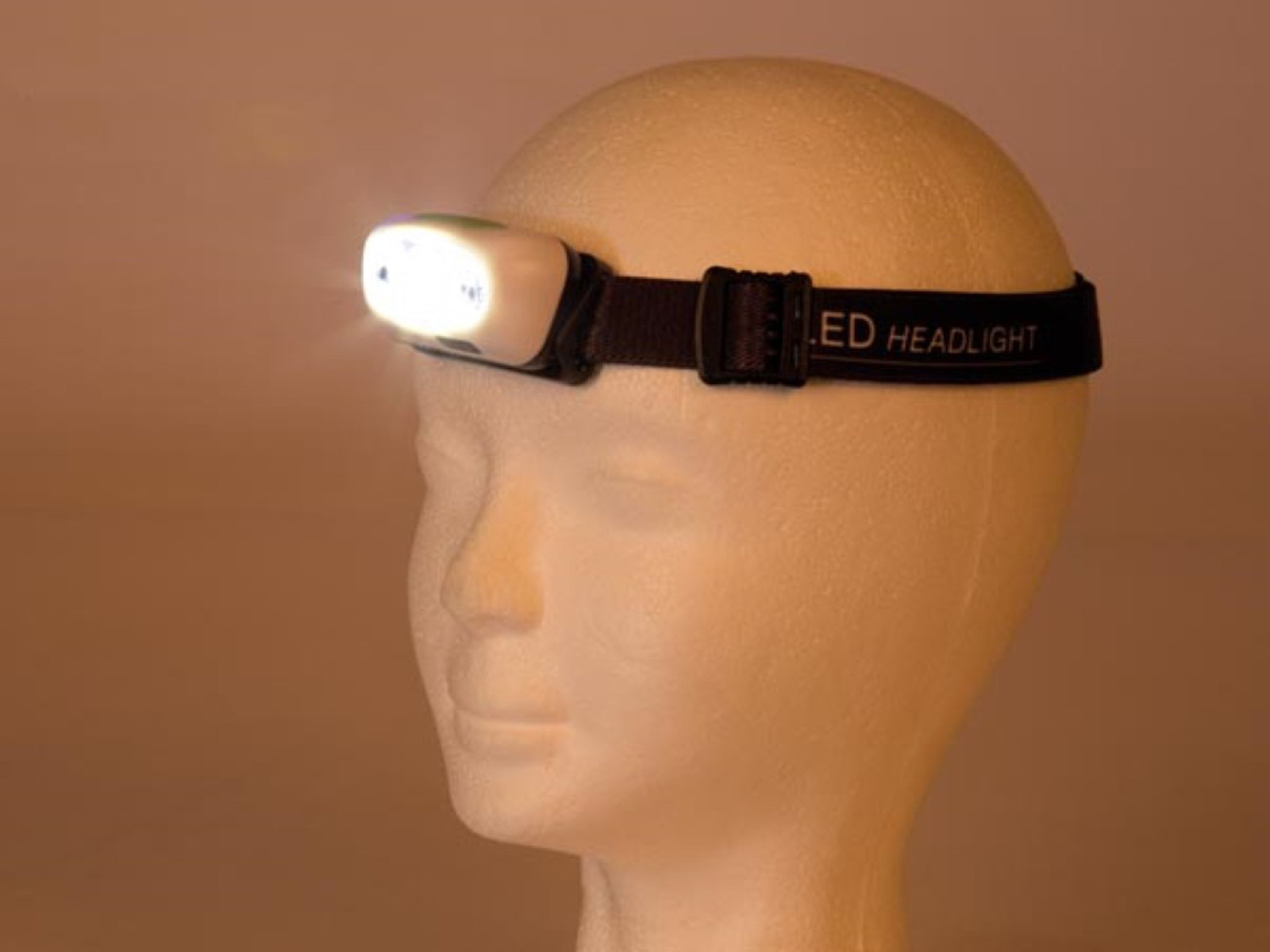Perel LED lamp met oplaadbare batterij voor volwassenen