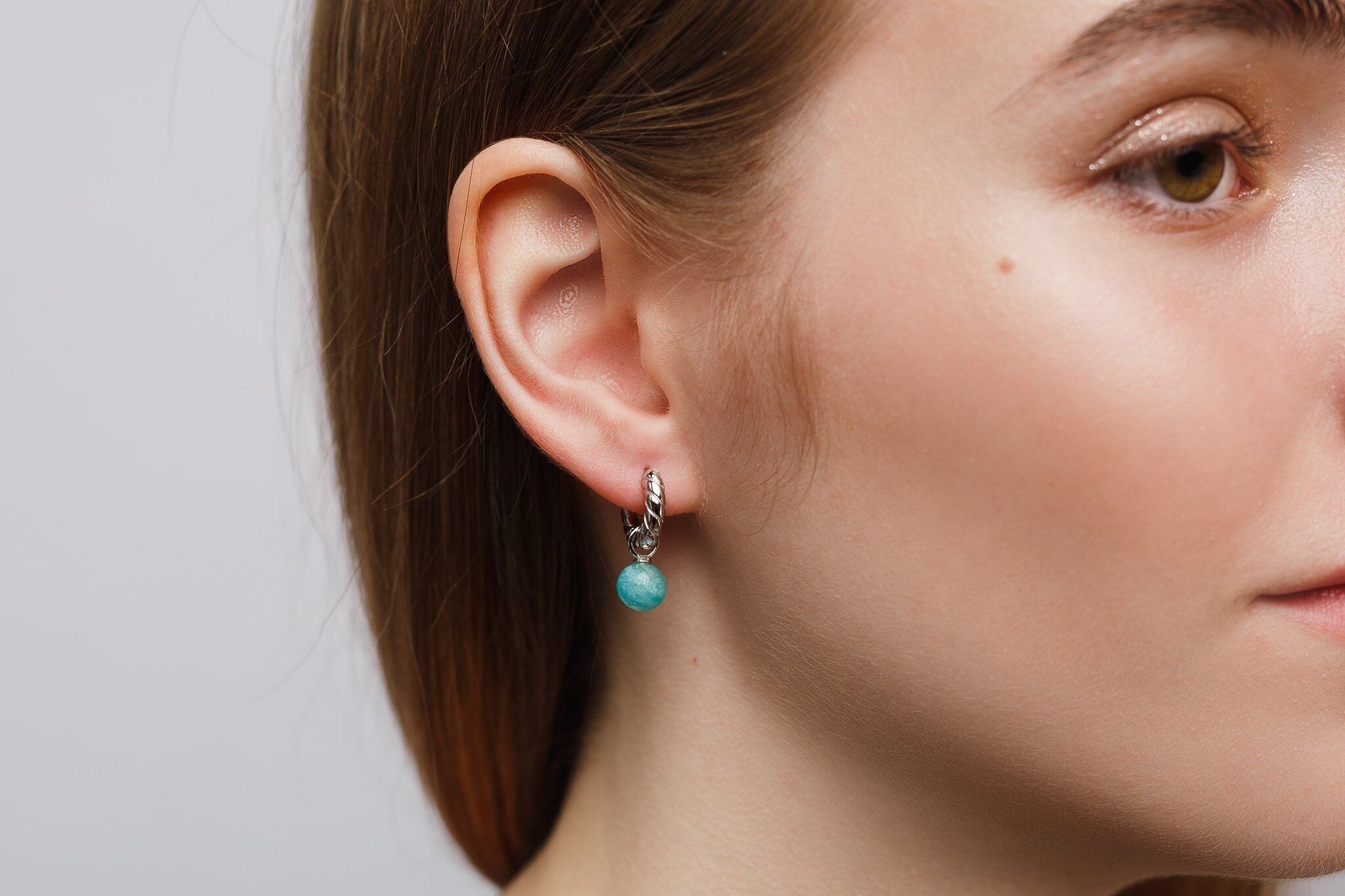 NEORE Twisted Cold Base Earrings