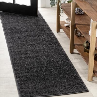 JONATHAN Y Tumbling Solid Low-Pile Area Rug