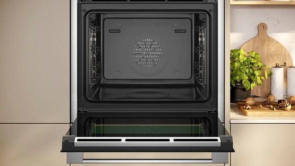 NEFF Backofen "B24FS33N0", Energieeffizienz: A+ (A+++-D), grau (silberfarben), B:59,6cm H:59,5cm T:54,8cm, Backöfen, Schonendes Dämpfen bis 120 C & einfache Easy Clean Reinigung