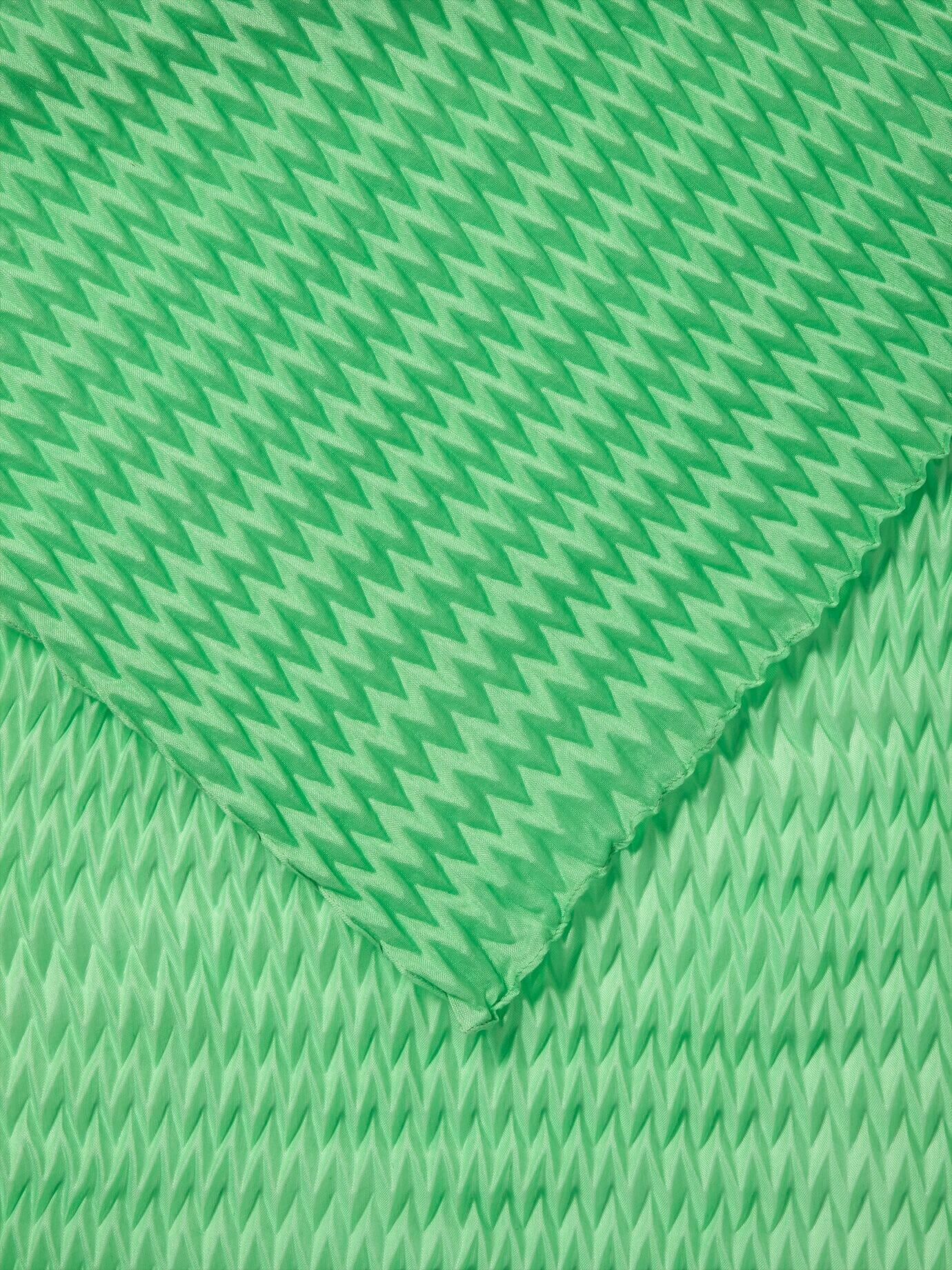 Walbusch Plissee-Schal, , Farbe Grün, 01, extra leicht schmeichelnd weich Damen