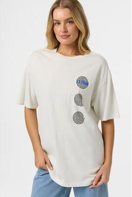 O'Neill s O'riginals Fish Eye Oversized T-Shirt in Tofu, Size XS