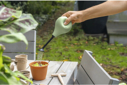 Lechuza Gießbrause Pflanzen Flowershower salbeigrün