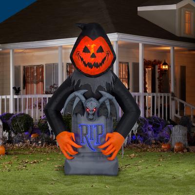 Gemmy Halloween 8 ft. Lightshow Airblown Fire n Ice Pumkin Head with Lights