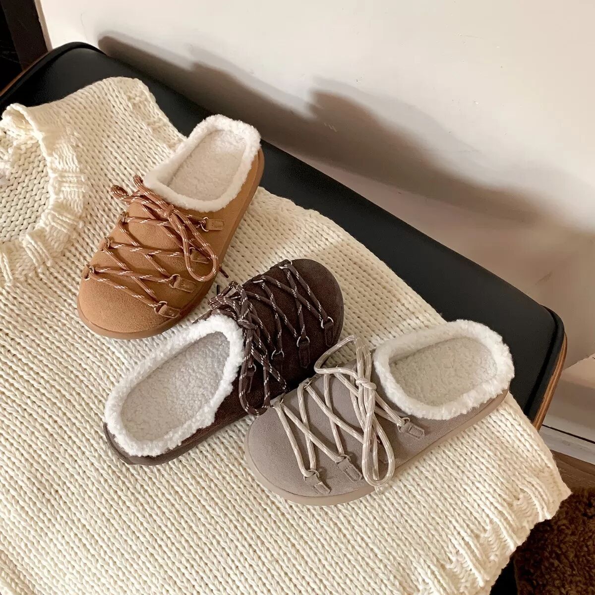 INF Warme Shearling Birkenstock Hausschuhe mit Schnürsenkeln – Komfort & Stil Kaffee 39