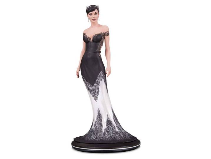 DC Comics Actionfigur DC COVER GIRLS CATWOMAN WEDDING DRESS BY JOELLE JONES STATUE