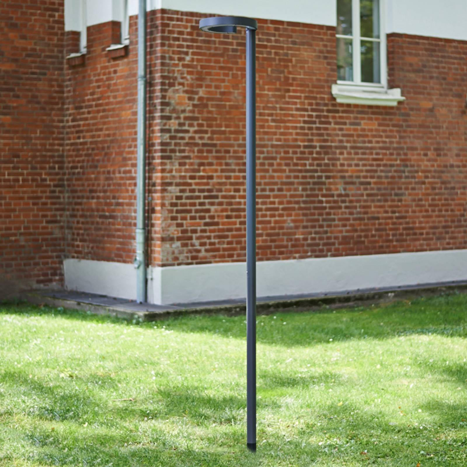 Lucande LED-Außenleuchte Jannis, anthrazit, Metall, 200cm JANNIS, schwarz, Aluminium, Modern