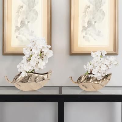 Sagebrook Home Elegant Leaf-Design Vases, Gold, Ideal for Home Decor Enthusiasts, Chic Centerpiece Addition, Set of 2