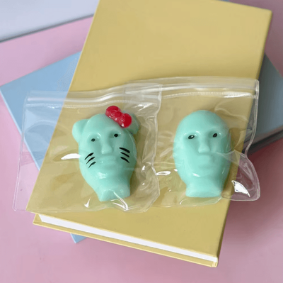 Uplift Curations Funny Pimple Popping Stress Relief Toy Reusable Acne Squeeze Fidget For Fun & Relaxation c