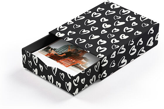 Myposter Bilderbox mit 10 Fotos im Design "Herzklopfen Black"
