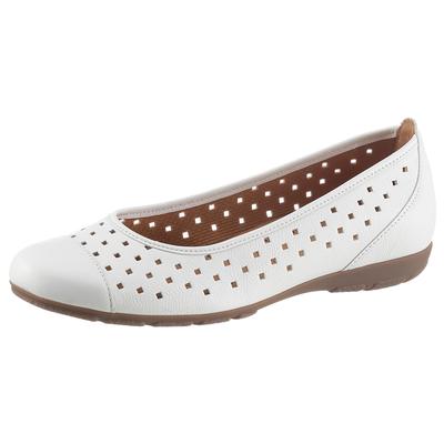Ballerina GABOR, Damen, Gr. 38,5, weiß, Kalbsleder, Schuhe Ballerina, Slipper, Freizeitschuh, Halbschuh mit luftigem Lochmuster, Topseller