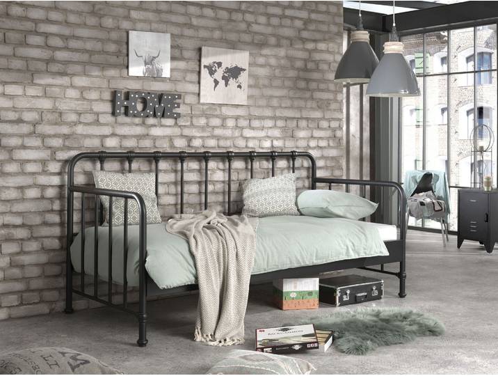 Jugendbett VIPACK Bronxx Daybett, sehr stabil, gradlinige Optik in zeitlosem Design , schwarz, B:96,5cm H:110cm L:206cm, Betten, Jugendbett Kinderbett, Liegefläche 90/200 cm, ideal für Jugend- oder Gästezimmer