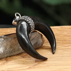 Drachensilber Anhänger Sichel 925 Silber und Horn kunstvoll verziert - Silber;Schwarz