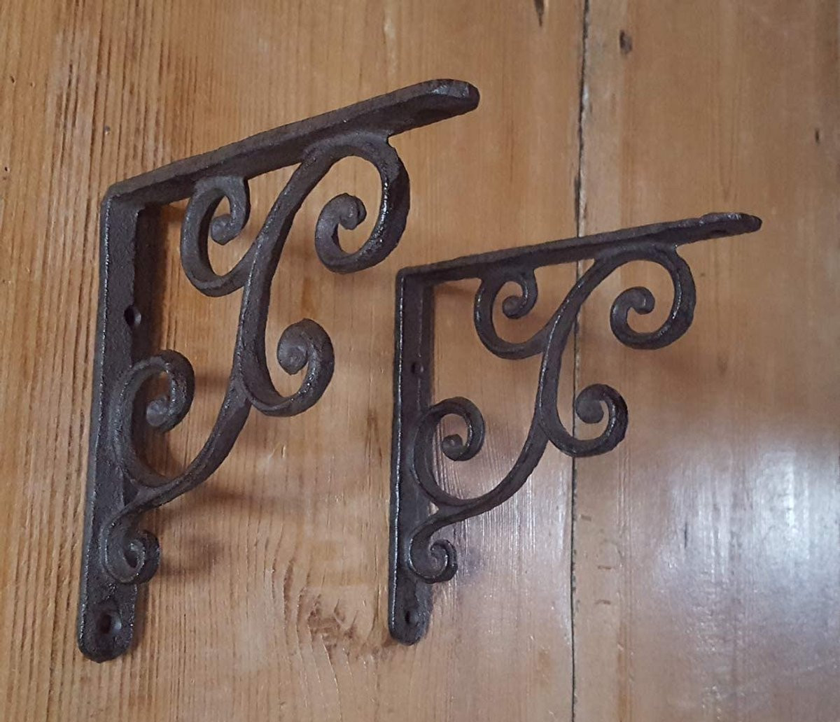 Set van 2 massieve gietijzeren plankdragers in antieke stijl